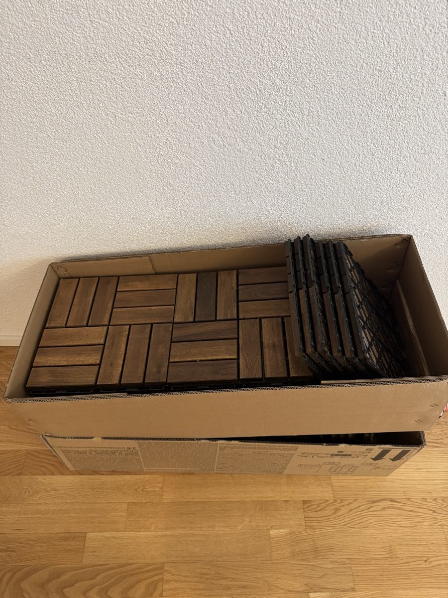 Ikea Rivestimenti per pavimenti: Runnen IKEA Wooden Decking Tiles Set Used Condition – Usato da Basel venduto da RichQ 2