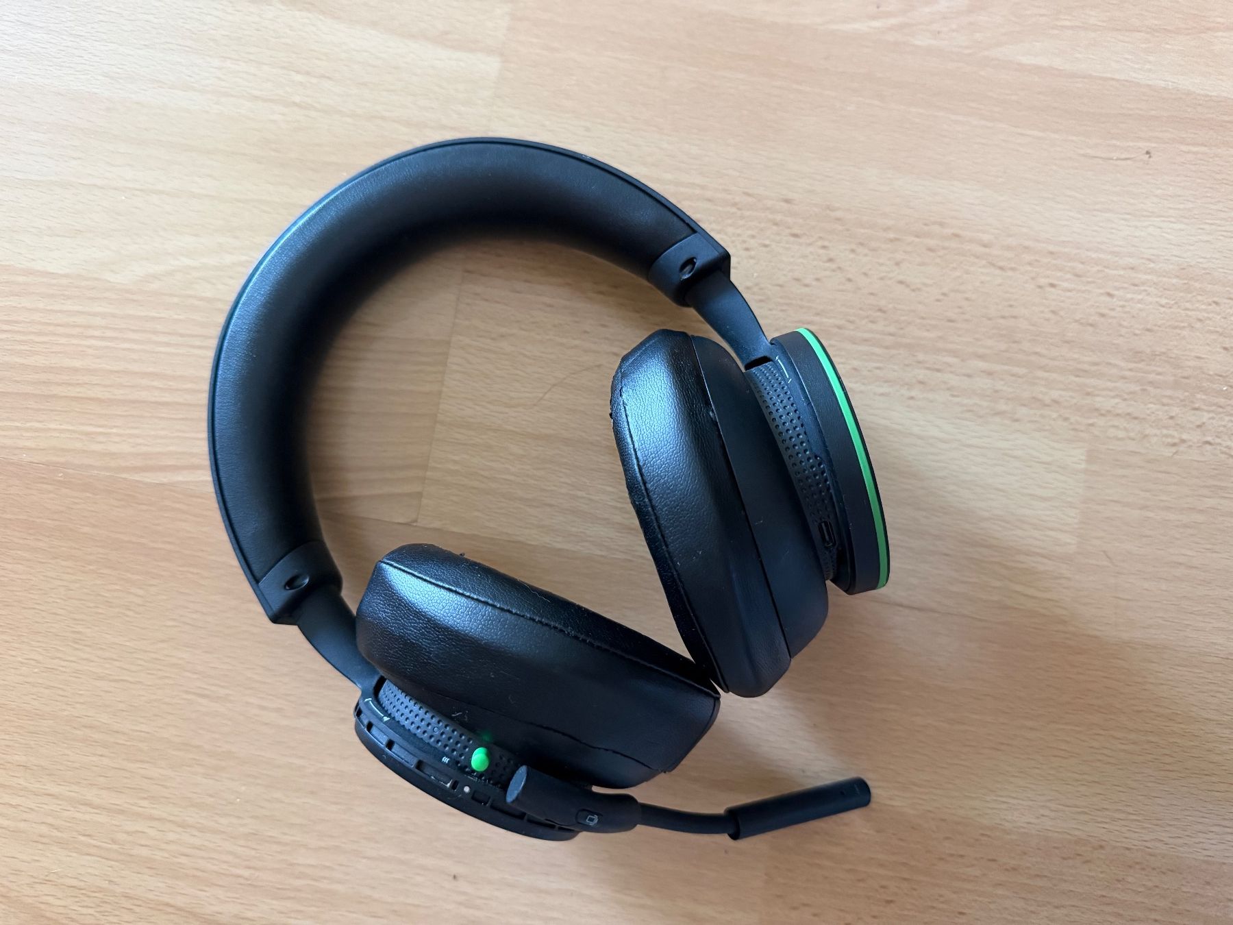 Microsoft Console: Xbox Series S 512GB + HP OmenMonitor+ XboxWireless Headset – Usato da Egerkingen venduto da Illmatic89 3