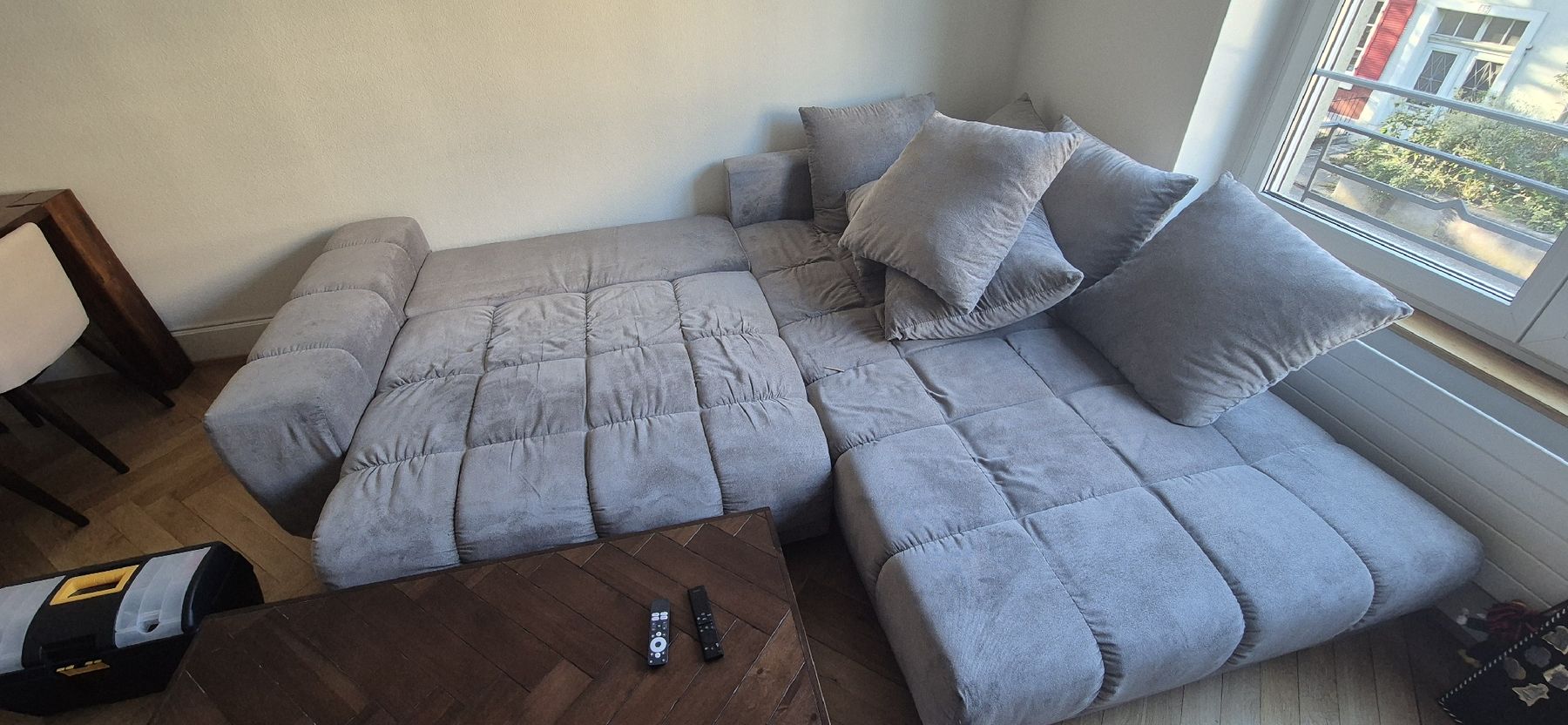 Divani: Ecksofa grau mit Schlaffunktion und Bettkasten – Usato da Basel venduto da ric_8vlh 5
