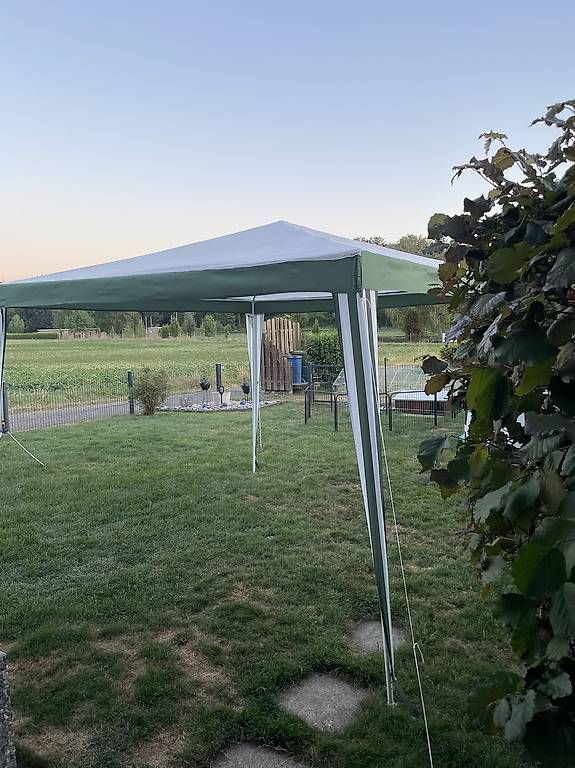 Tende & Padiglioni: 2 Party Zelte  – Usato da Kleindöttingen venduto da Alfa551
