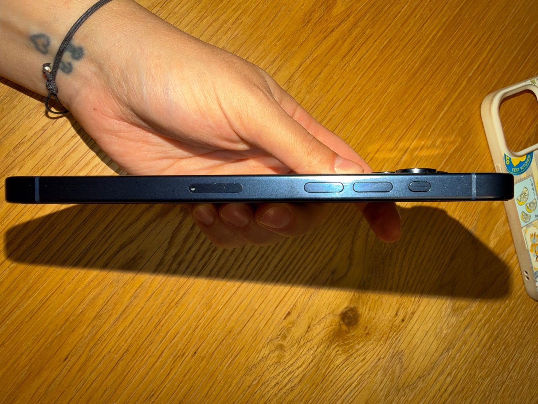 Apple Portables: Apple iPhone 15 pro max zu verkaufen. – D'occasion à St. Gallen par joa_m7dg 1