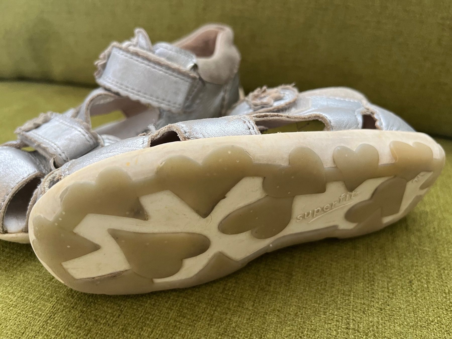 Superfit Schuhe für Mädchen: Superfit Sandalen Silber Echt Leder Grösse 27 – Gebraucht aus Bern von Tres_Calas43860 1