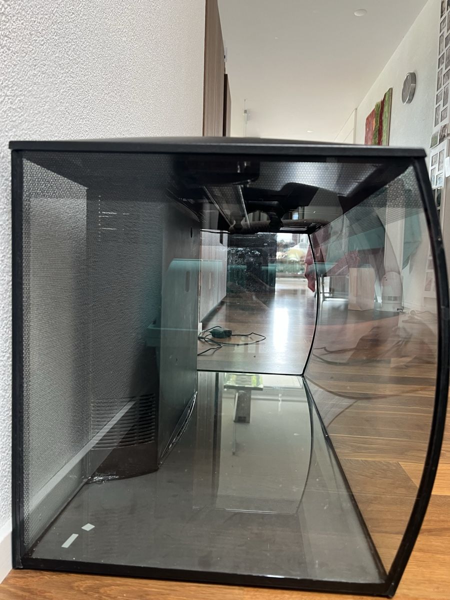 Fluval Aquarium: Aquarium Fluval mit Zubehör gebraucht – Gebraucht aus Montlingen von lis_jpf5 5