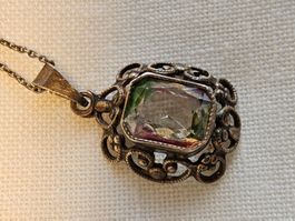 Antiker Silber Irisglas Rheinkiesel Anhänger mit Kette