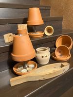 diverse deko aus terracota und holz