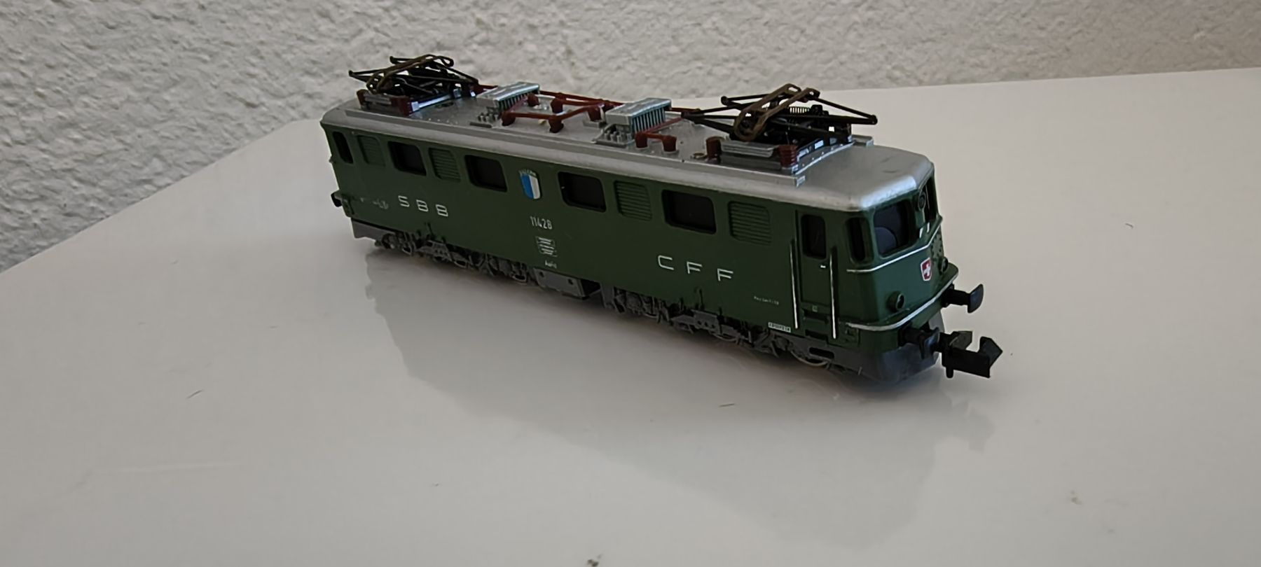 Trix Modellini di ferrovie: zu verkaufen minitrix Ae6/6 – Usato da Langnau i. E. venduto da m.du