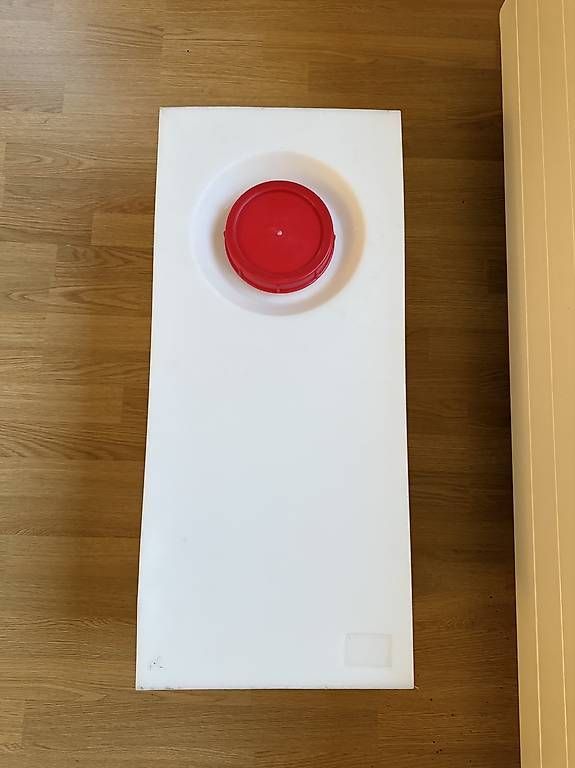 Abbeveratoi e trogoli: Universeller 68L Wassertank Neu – Usato da Gossau SG venduto da snorrg