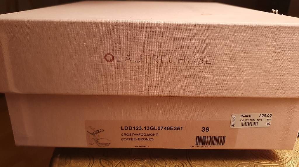 Scarpe da donna: Lederabsatzschuhe mit Fell Gr.39 – Usato da Oberrieden venduto da Taramara 4