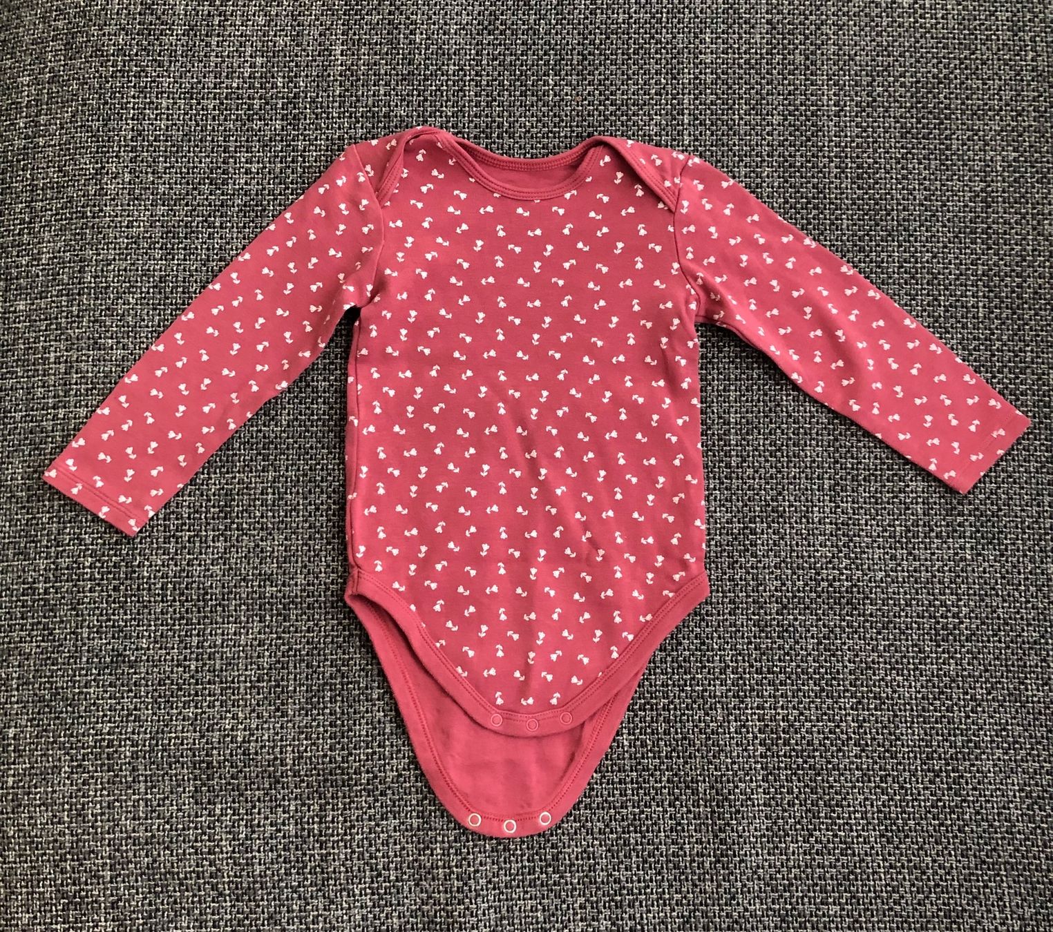 Biancheria intima: Baby Body mit Blümchen, Gr. 62 – Nuovo (secondo la descrizione) da Langnau am Albis venduto da snla_scc9