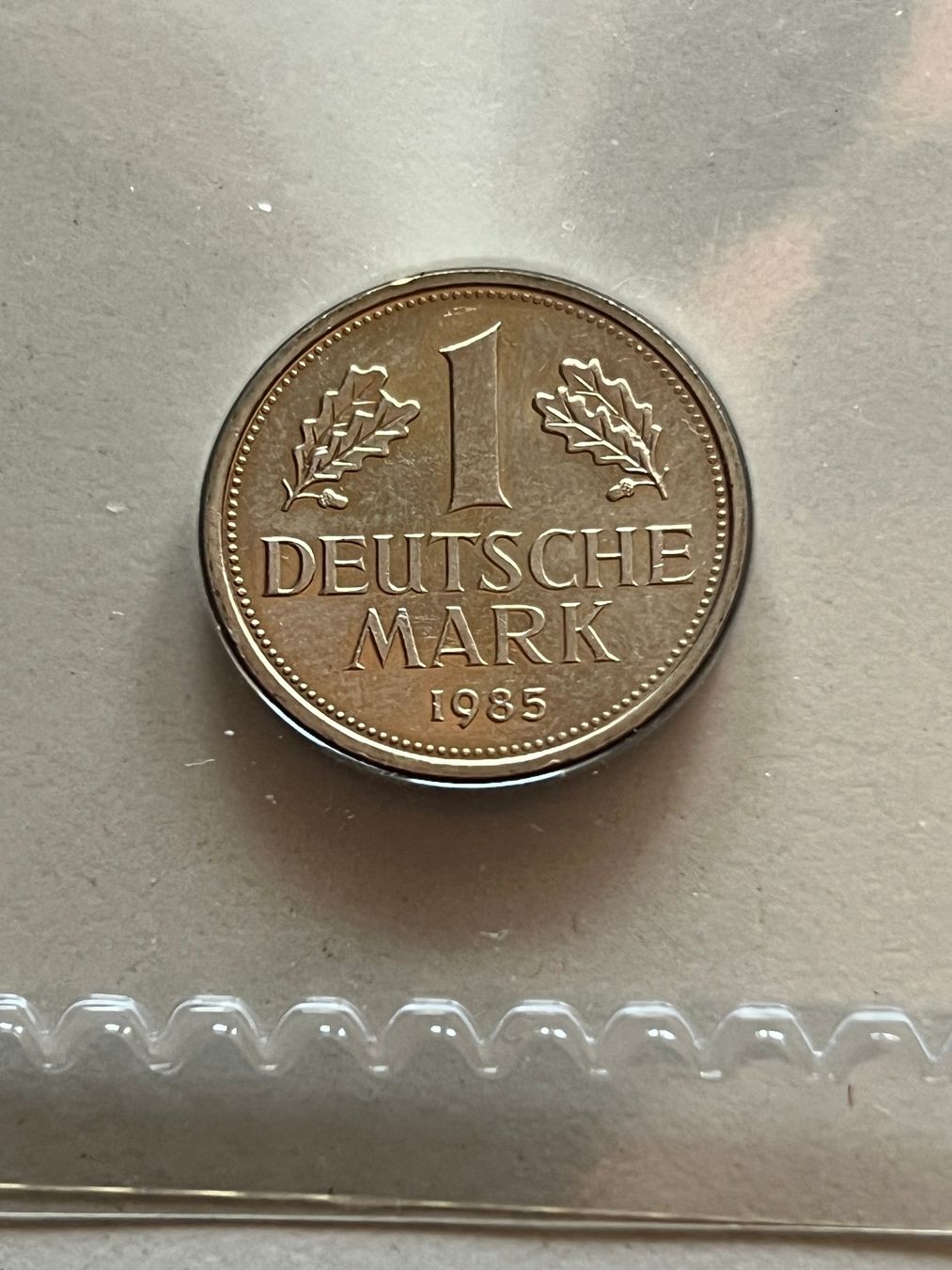 Alle Münzen: 1 Deutsche Mark 1985  (eingeschweisst) – Gebraucht aus Schötz von Odpa