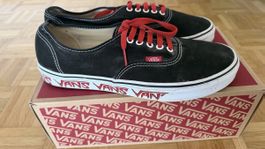 Vans Authentic noires  – Pointure 44,5