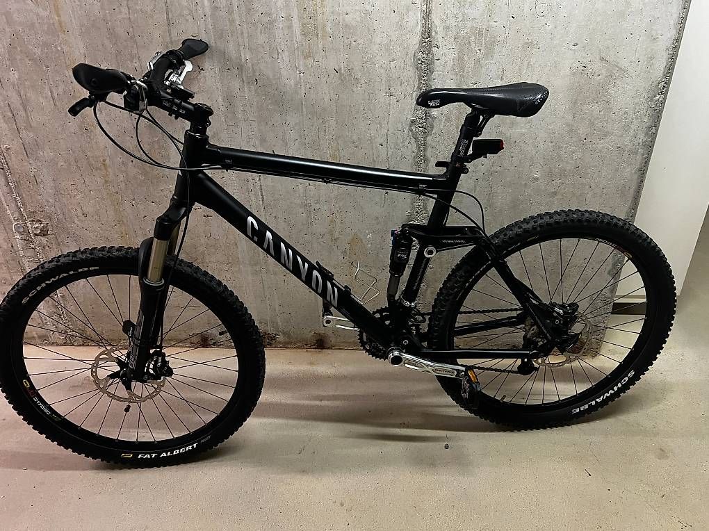 Canyon Biciclette: MTB Canyon Nerve XC F8 - Gr.L – Usato da Volketswil venduto da FrankSeiler 1