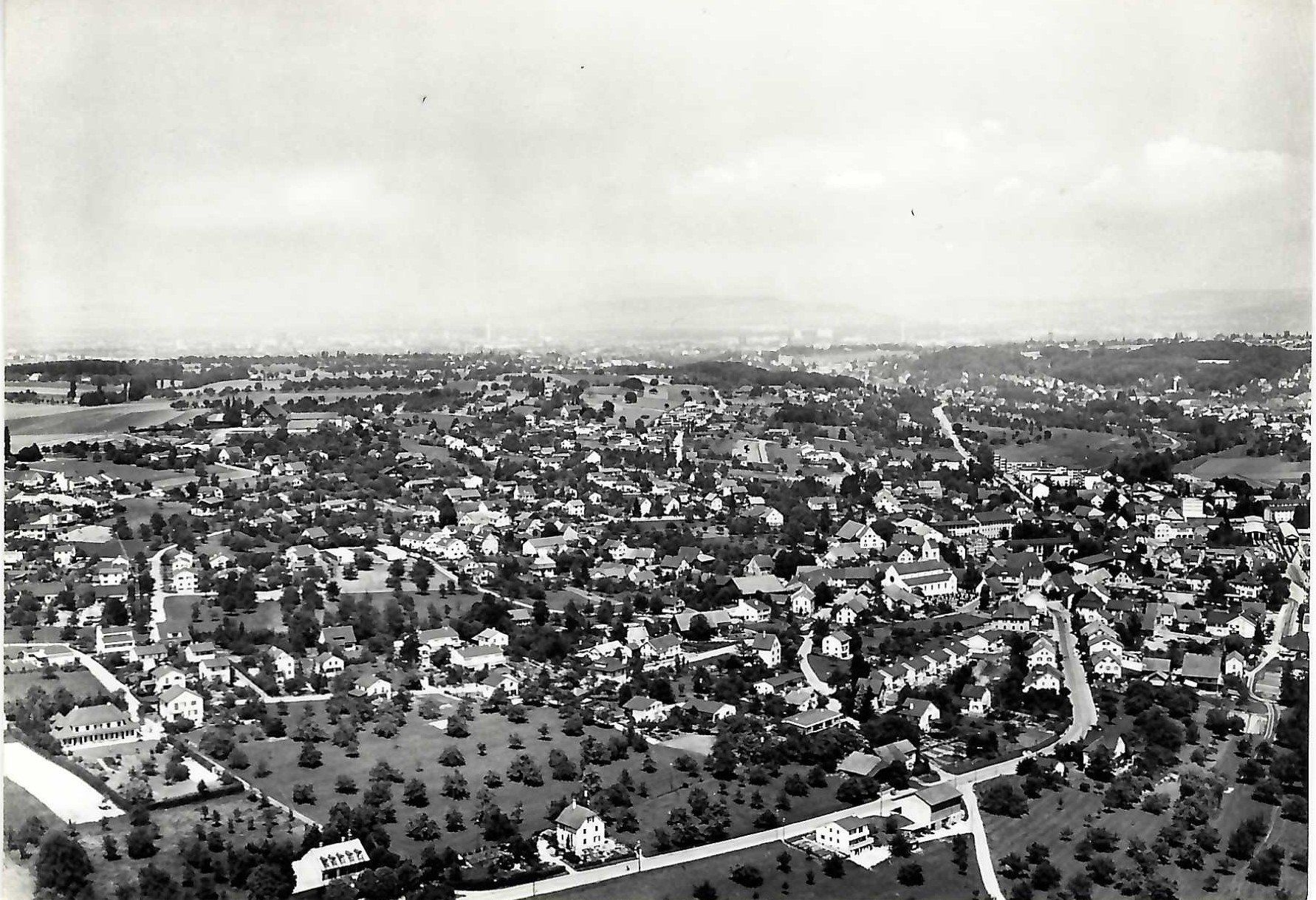 Cartoline postali: Oberwil BL Ortsansicht Nr.105 ,  ca.1970 – Usato da Solothurn venduto da Bepposol