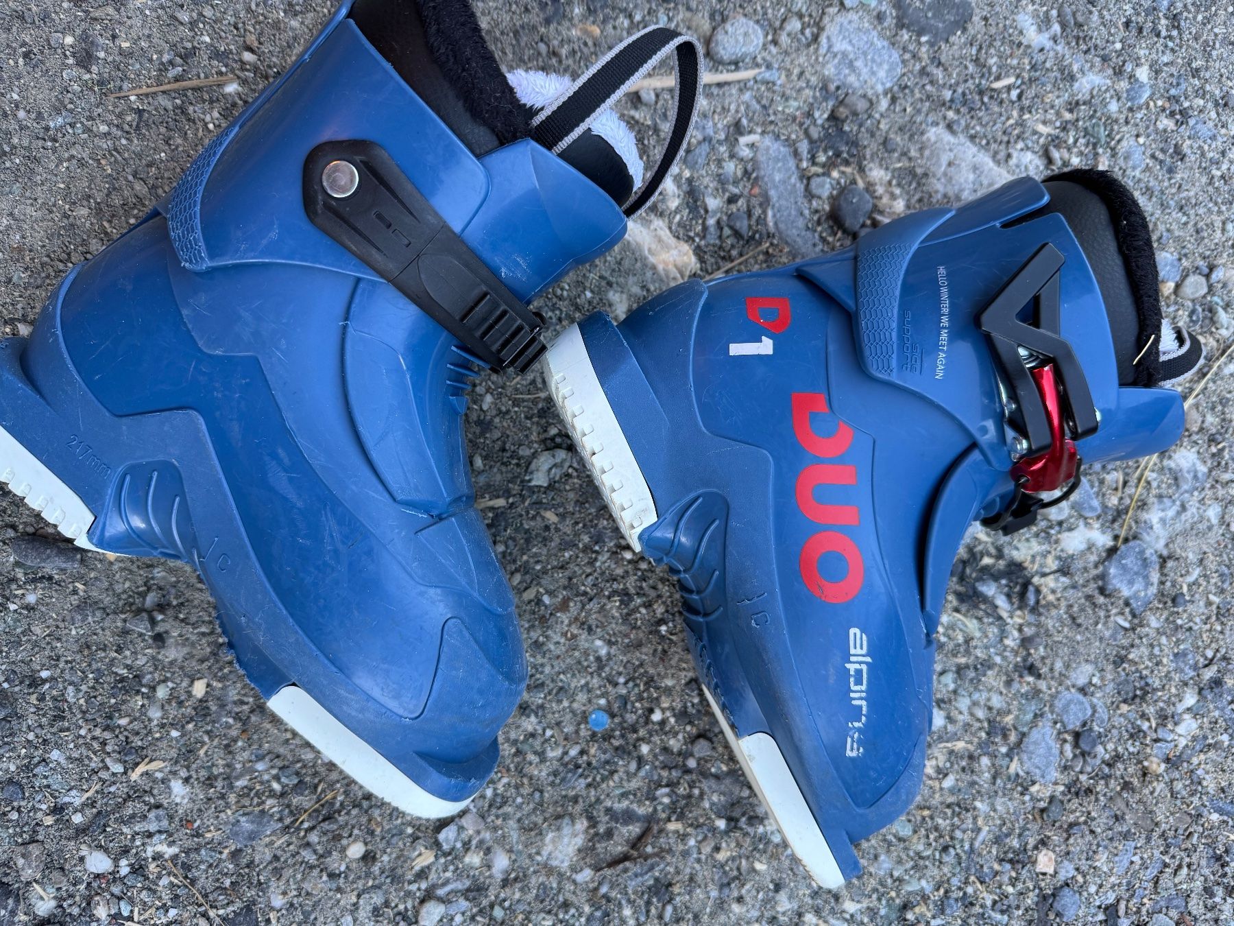Alpina Scarpe per ragazzi: Kinderskischuh Alpina duo 17.5 – Usato da Trin Mulin venduto da wls