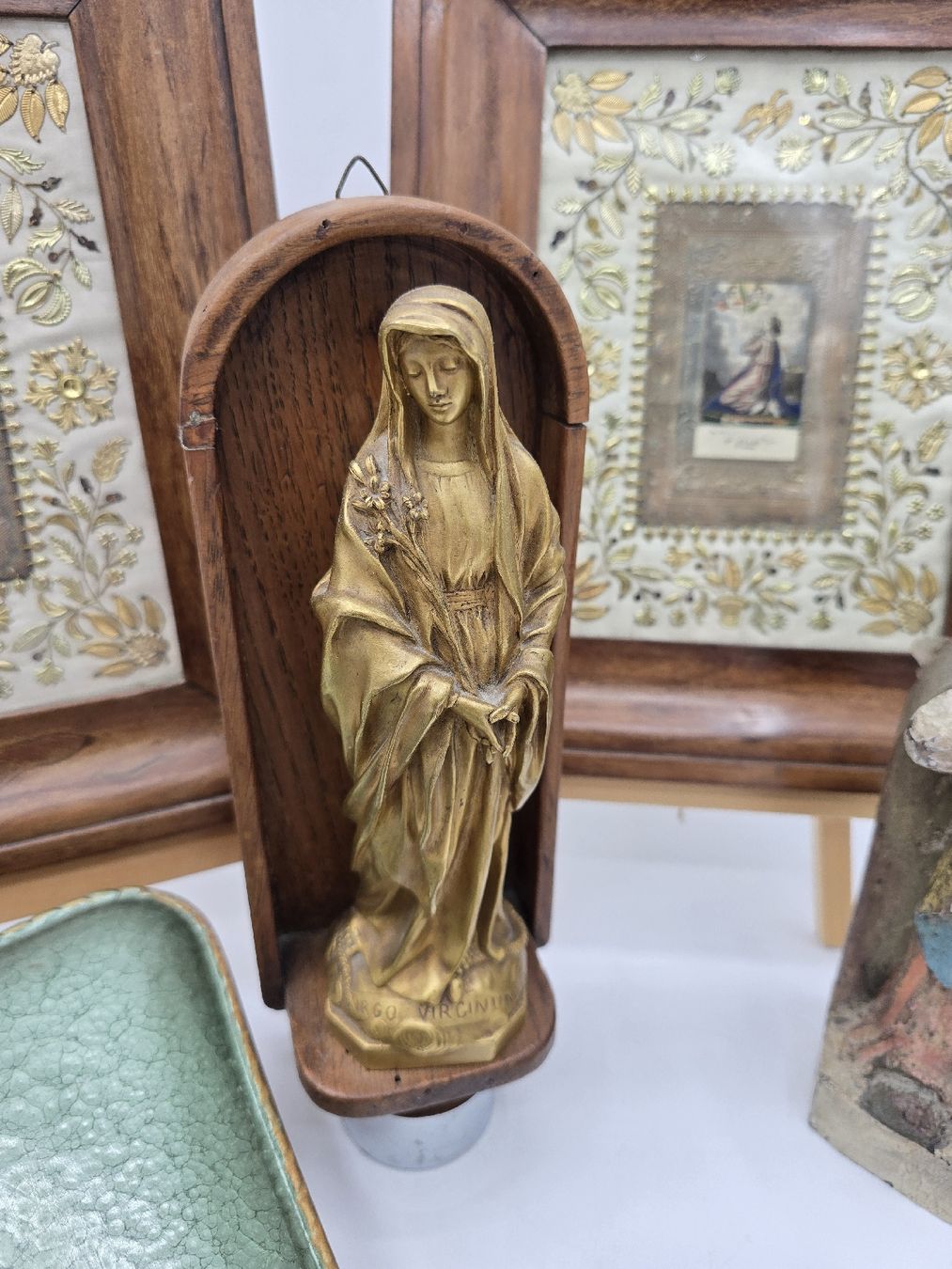 Tutte le decorazioni: lot d objets religieux – Usato da Bière venduto da BellayServices 1