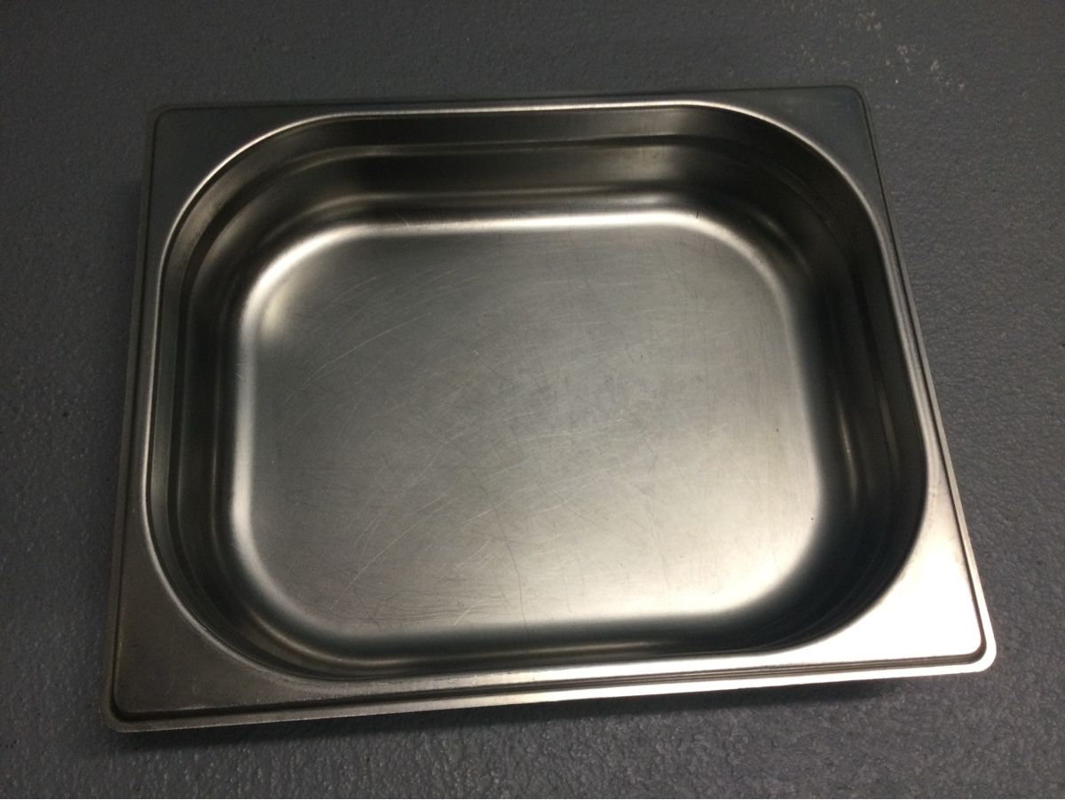 Cucine complete: 3 Stk. Gastronormschalen 1/2 mit Deckel – Usato da Schaffhausen venduto da Josh01