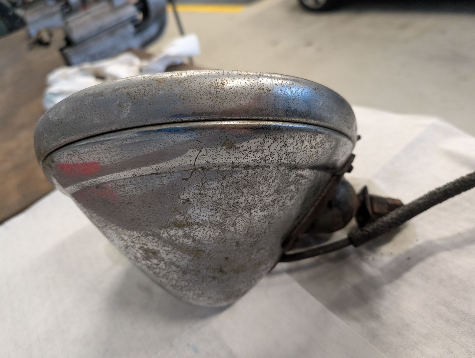 Alle Autoersatzteile: Oldtimer Lampe, Scheinwerfer  – Defekt aus Eichberg von Asrael4 1