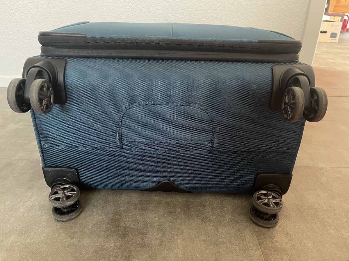 Valigie: Rollkoffer Titan grün / gross 71 x 46 x 26 – Usato da Dörflingen venduto da Benz63 9