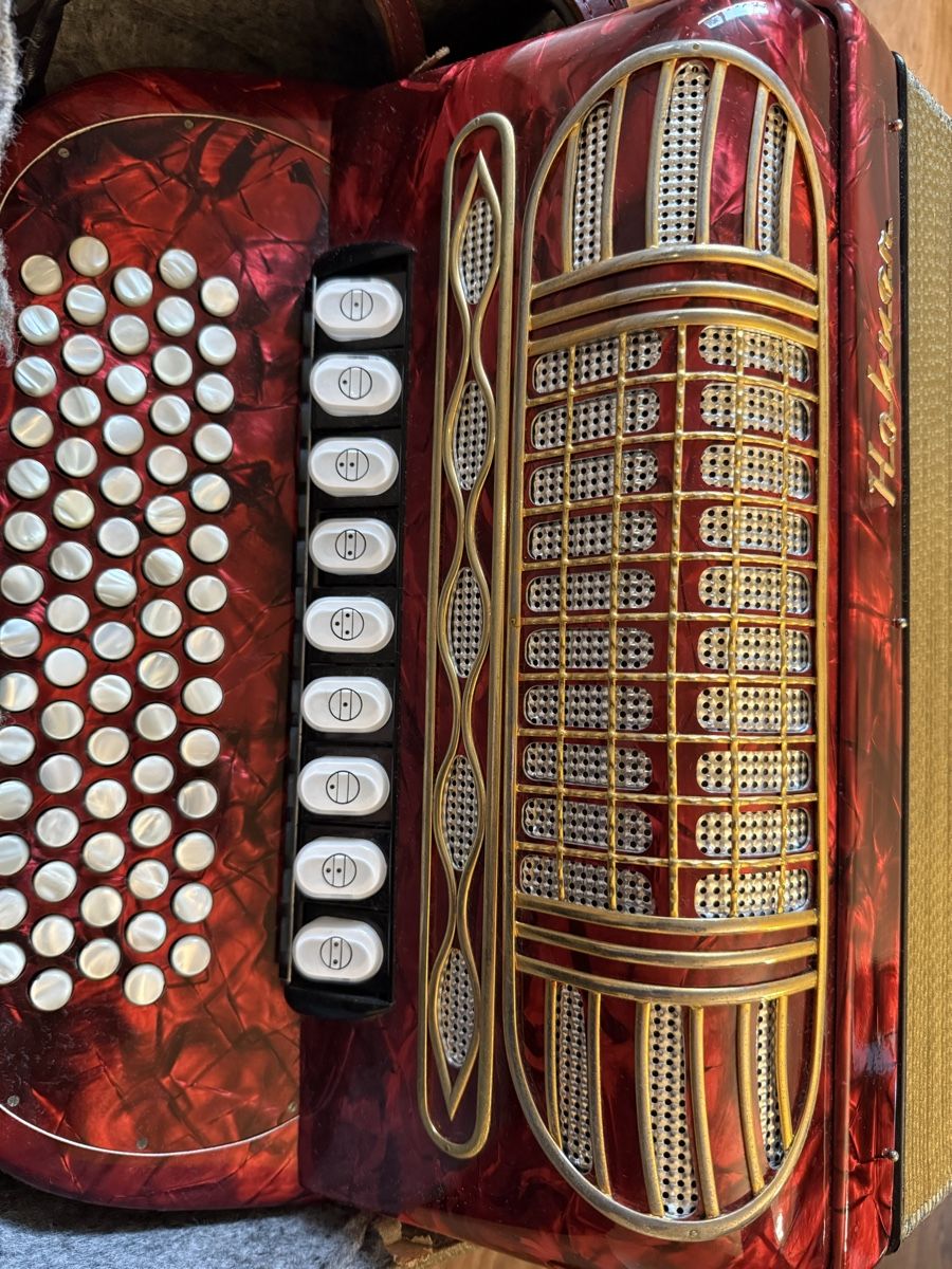 Hohner Musikinstrumente: Handorgel Hohner Riviera ll – Gebraucht aus Malters von Mechu0 3