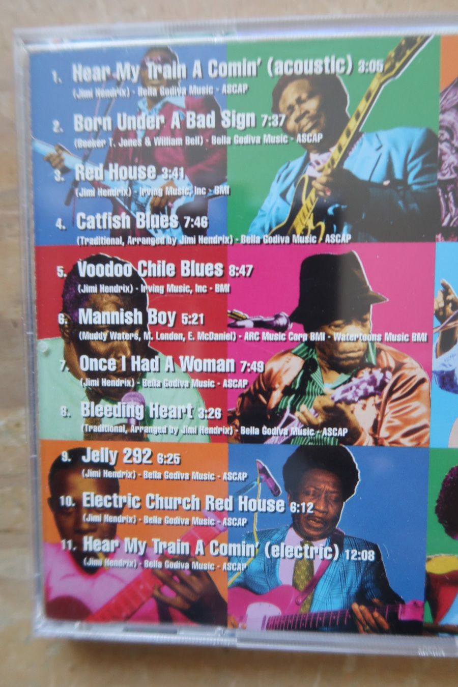 CD: JIMI HENDRIX - BLUES - CD – Usato da Basel venduto da Patiscat 2