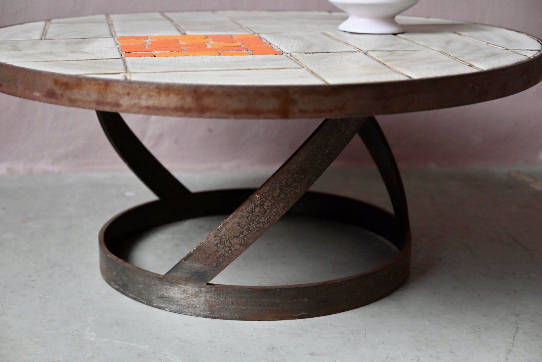 Tavoli: Table basse brutaliste acier brossé et céramique – Usato da COLMAR venduto da Sophiebellelurette 5