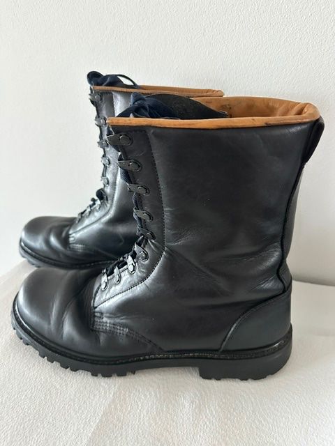Scarpe da uomo: Springerstiefel  44-45 – Usato da Buchs ZH venduto da al03a 3
