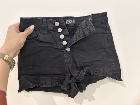 Schwarze Even&Odd Denim Shorts, Gr. 26, neuwertig!