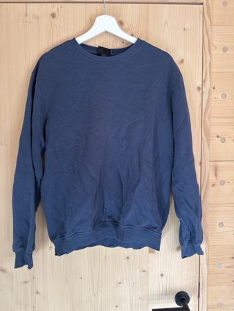 Dünner Pullover