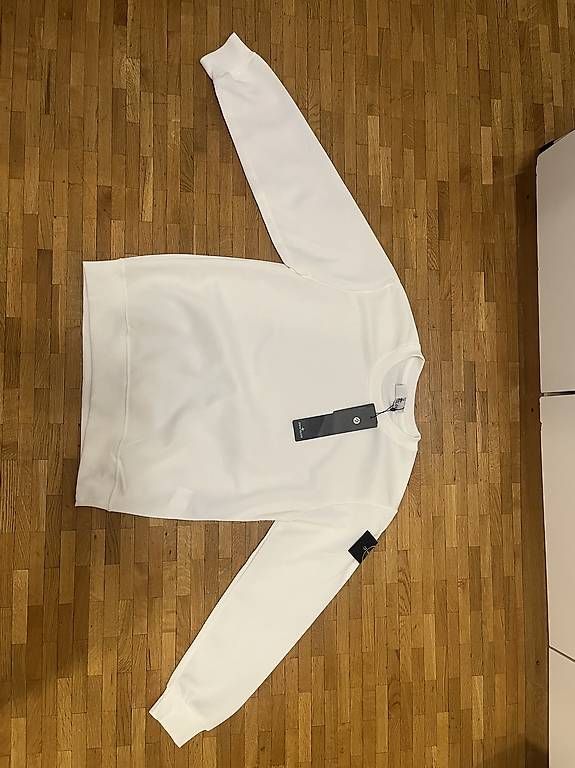 Pulls & Sweat-shirts: Pulls stone island blanc et Moncler noir – Neuf avec emballage d'origine à Genève par luan.77k