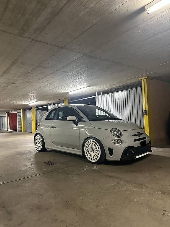 Abarth Cerchioni: Fiat 500 Abarth  withe 17" Felgen  4x98 – Usato da Rüti ZH venduto da Abarth75 2