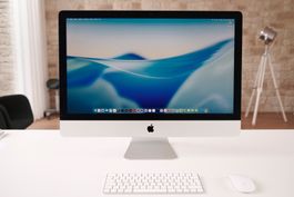Apple iMac 27″ 5K 2020 – i9, 64 GB RAM, 4 TB SSD, Nanotextur