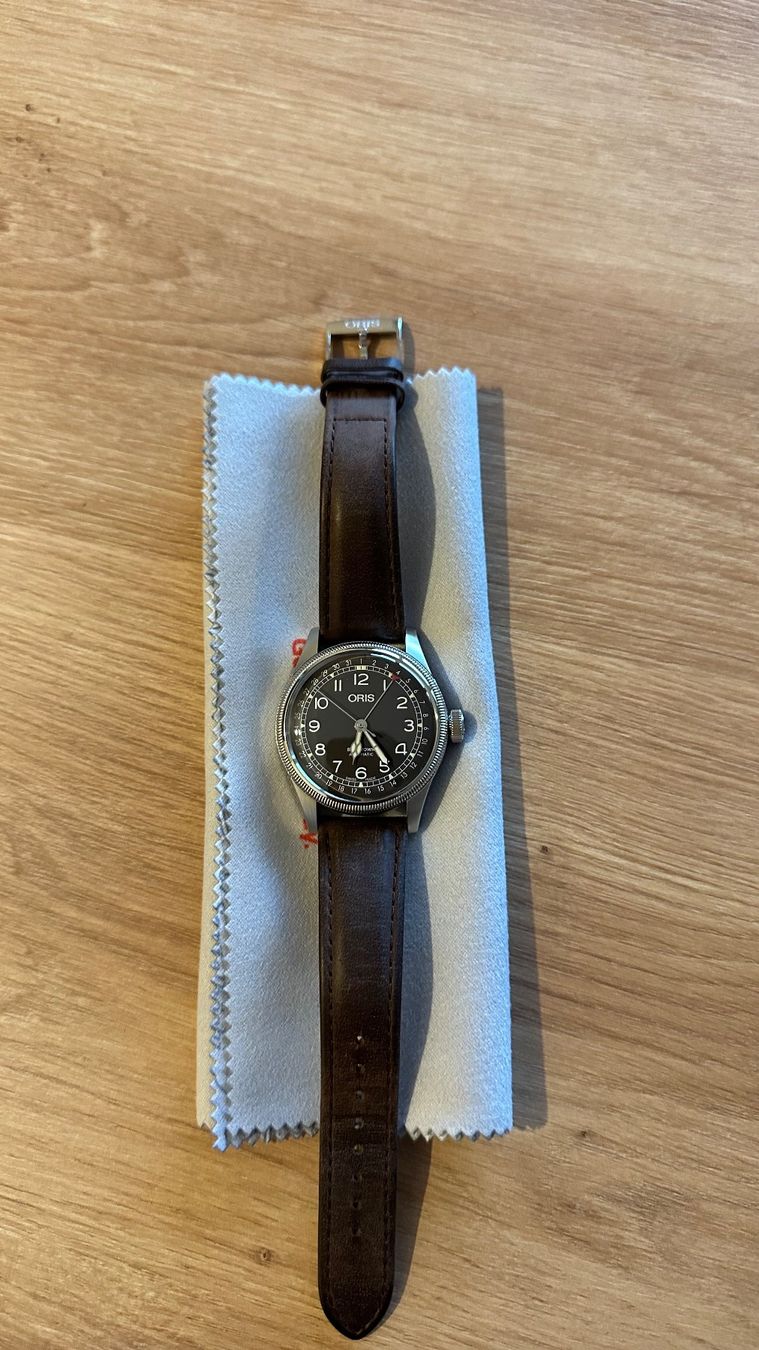 Oris Montres: Oris Big crown pointer date – D'occasion à Courgenay par pau_r96y 1