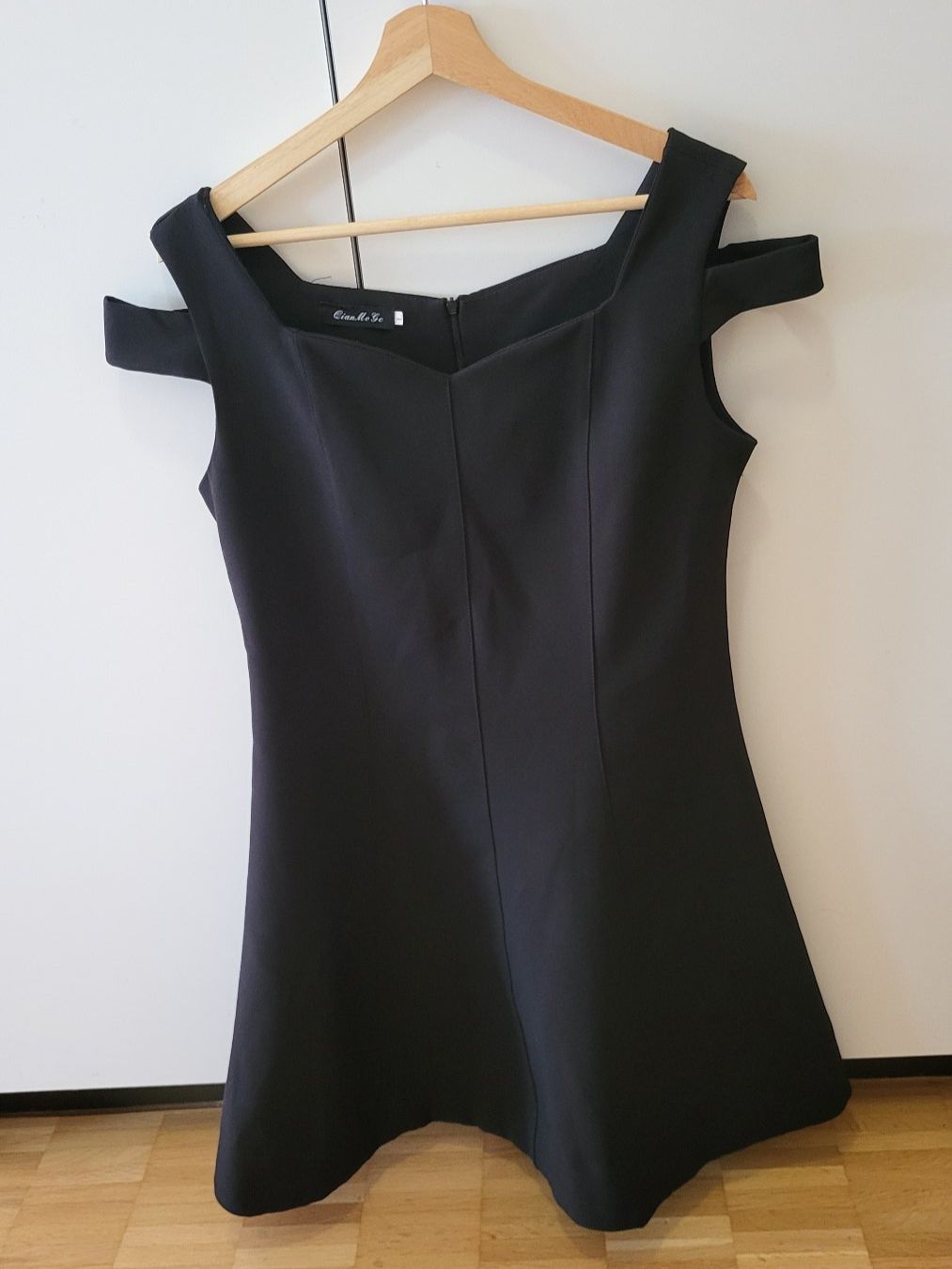 Vestiti: Markenkleid GianMoGe, Gr. 40/M – Usato da Ipsach venduto da kgr_x77q