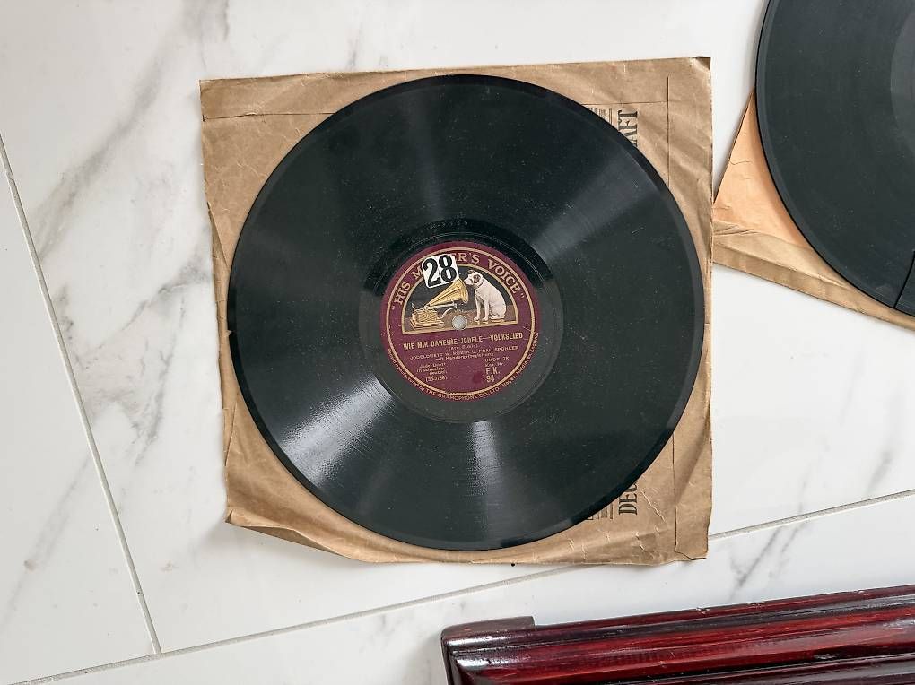 Giradischi: Antikes Trichtergrammophon – Usato da Schenkon venduto da Fastforward 2