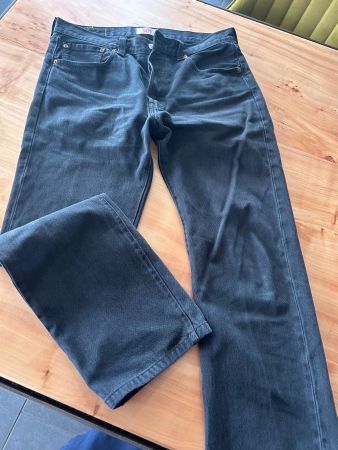 Levi's 501 Jeans Straight Leg W34 L32 guter Zustand