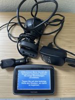 TomTom GO LIVE 860 Car Navigator w/ Mount & Chargers 