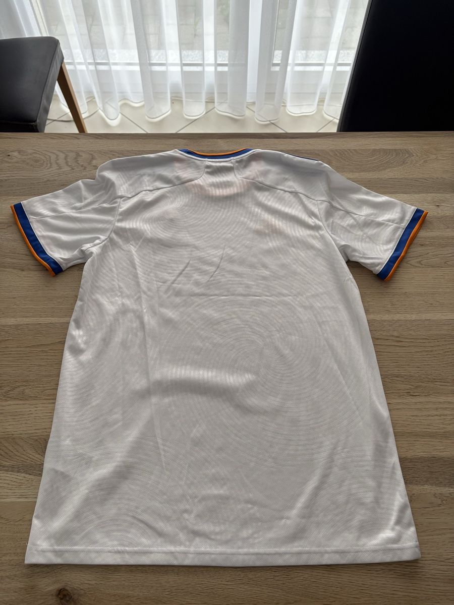 Real Madrid Maillots de corps & Pantalons: Real Madrid Trikot 21/22 – D'occasion à Domat/Ems par tim_lq6b 6