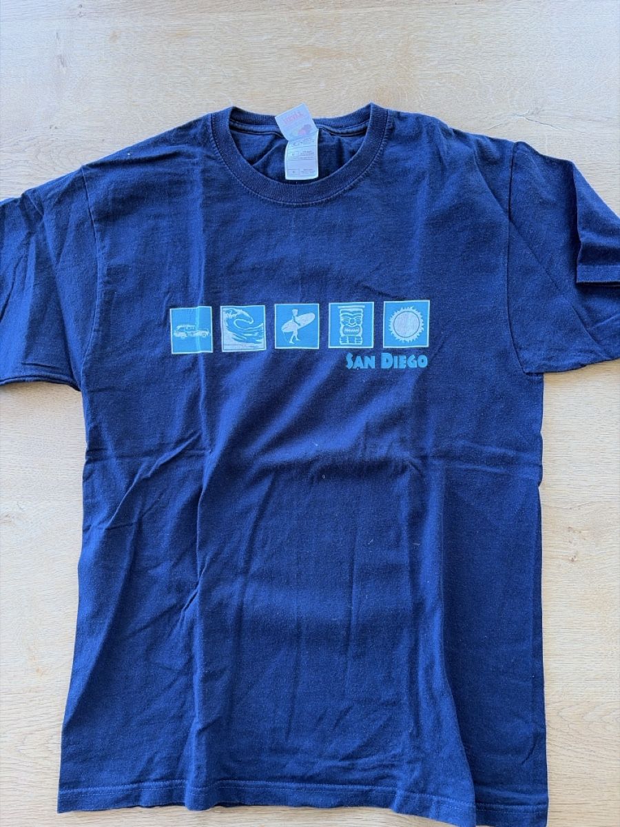 T-shirt: Vier T Shirts M , blau/beige – Usato da speicher venduto da danicole 2