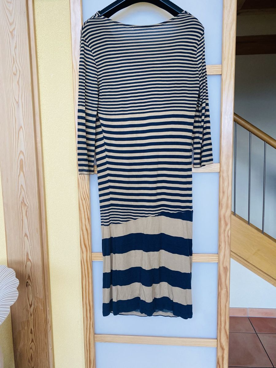 Vestiti: Jolie robe – Usato da Belmont-sur-Lausanne venduto da chu_vxf5 1