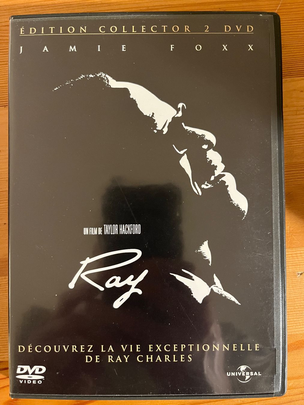 Tutti i DVDs: RAY - JAMIE FOXX - TAYLOR HACKFORD – Usato da Lausanne venduto da sbar224