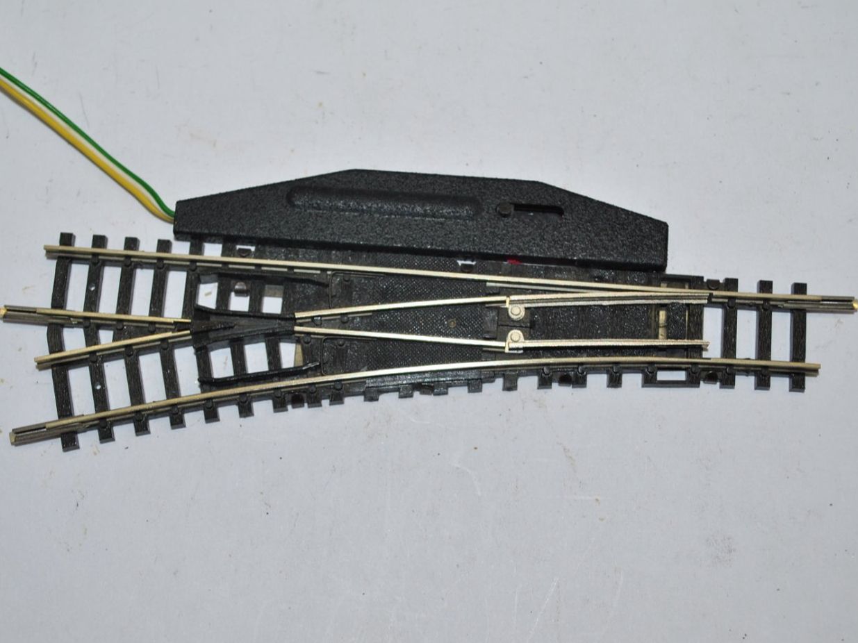 Trix Modellini di ferrovie: Trix Weiche 4964 (RHB067) – Usato da Aarwangen venduto da Bahnsupport