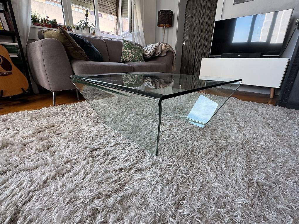 Tables: Tapis BoConcpet + Table basse Interio – D'occasion à Geneve par cilou79 2