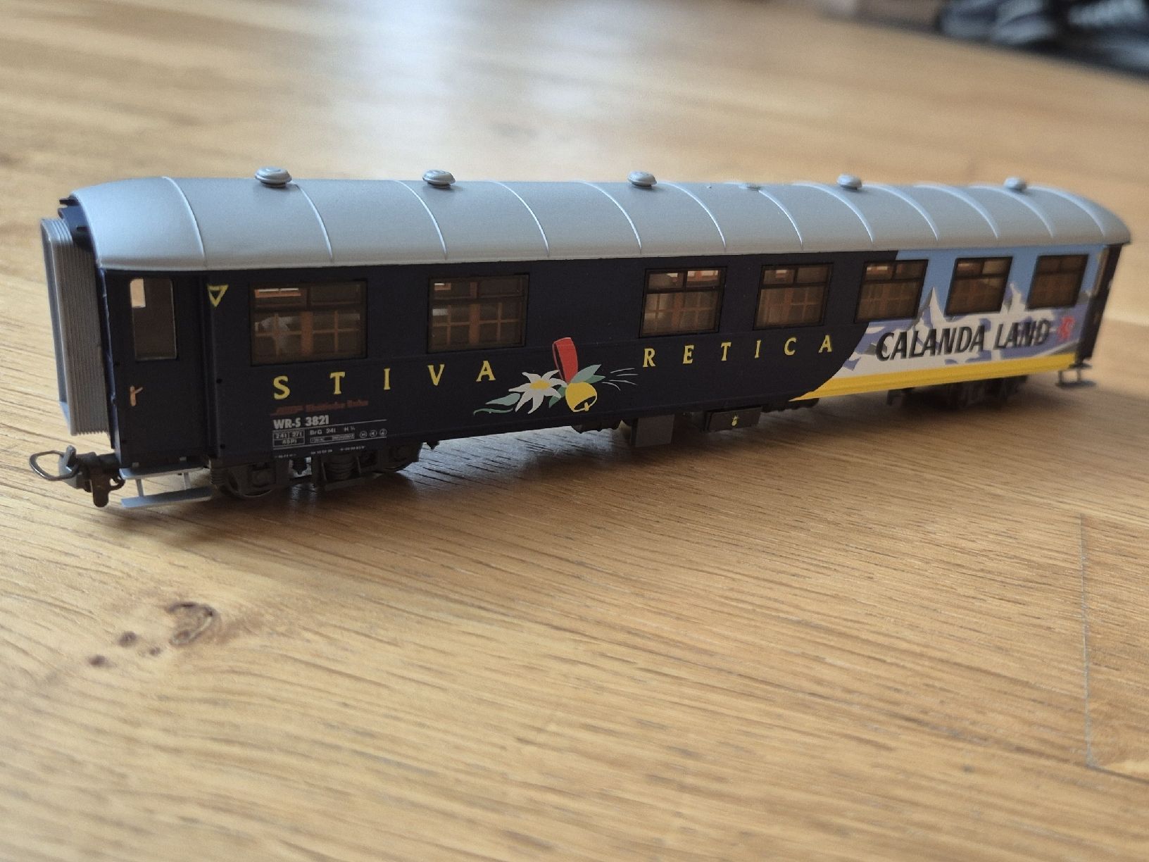 Bemo Modelleisenbahnen: BEMO RhB H0m Stiva Retica Modellbahnwagen – Gebraucht aus Chur von engdan 1