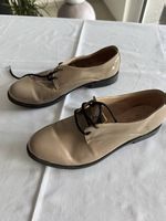 Beige Lackschuhe  Grösse 38