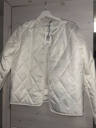 Veste matelassée courte blanche, neuve, taille 55 🤩!