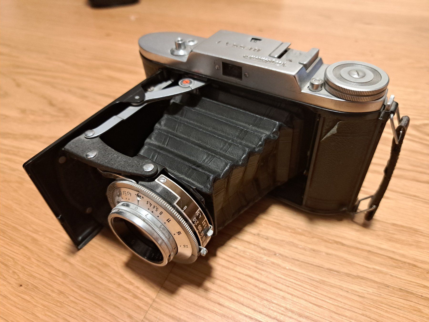 Bessa Fotocamera: Bessa 1 Kamera – Usato da Embrach venduto da YVBER