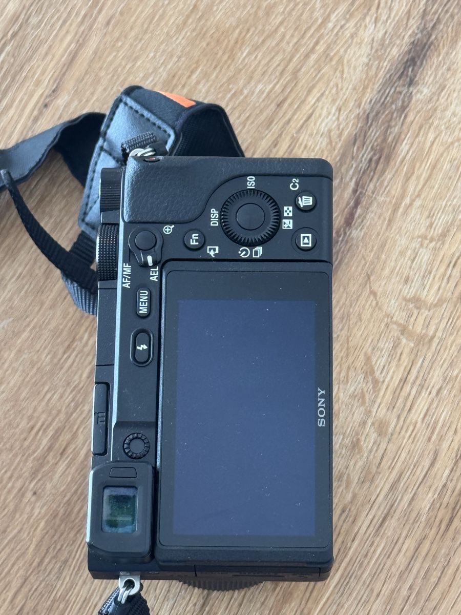 Sony Kamera: Sony Alpha 6400 - 3 Objektive - Perfekter Zustand – Neu (gemäss Beschreibung) aus Langendorf von  4