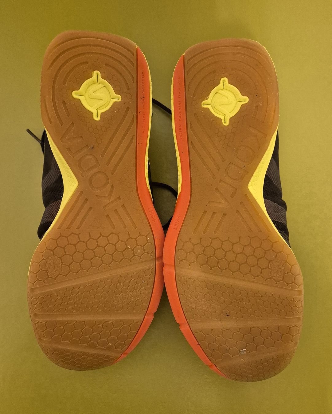 Chaussures hommes: Hallenschuhe, Salming Kobra  – D'occasion à Männedorf par Frangi_15 3