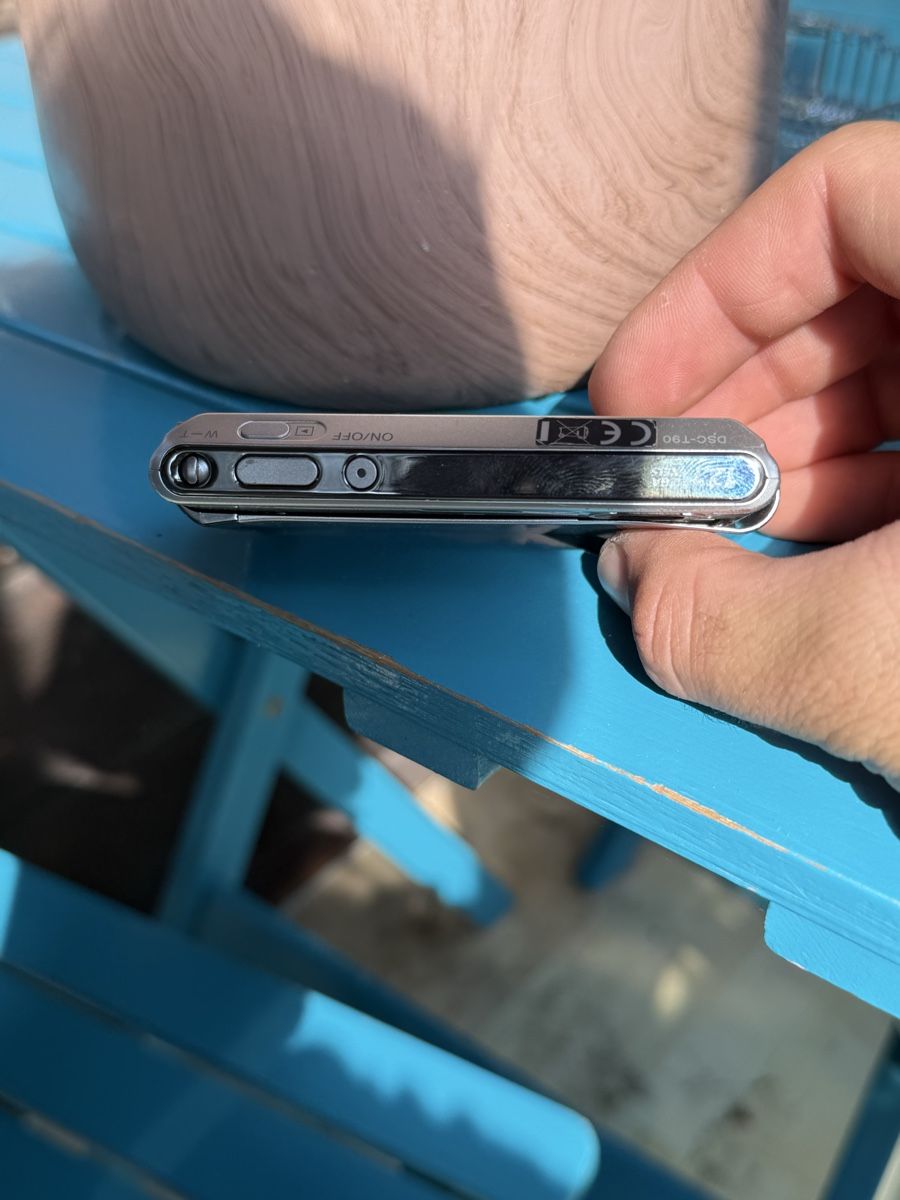 Sony Fotocamera: Sony Cybershot T90 – Difettoso da Spiez venduto da Elektrik-und-co 2