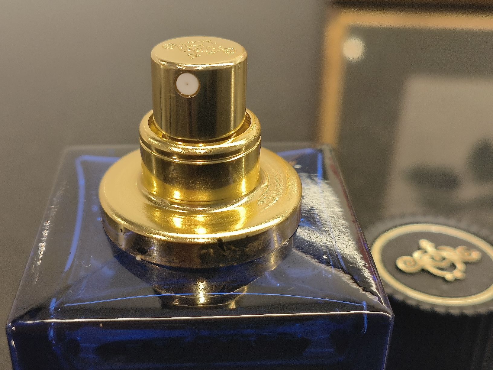 Profumi & Eau de Toilette: Thamen Peacock Throne Extrait de Parfum 50 ml – Usato da Carouge GE venduto da pro_xrm5 5